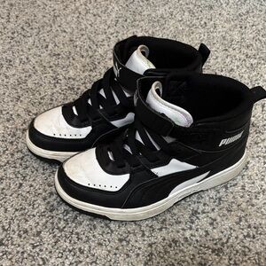 Puma Kids Black and White Sneakers